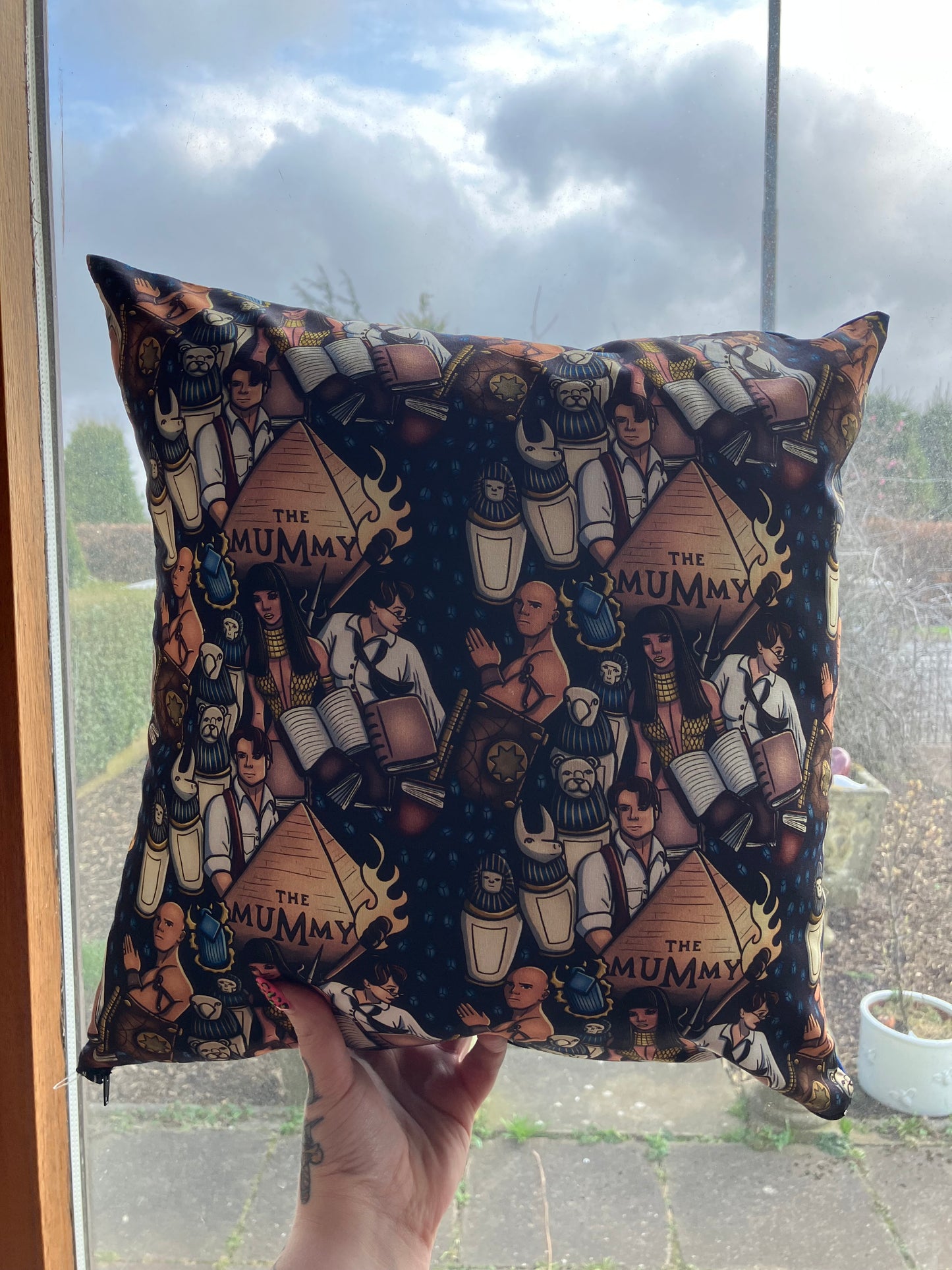 Mummy Cushion Cover