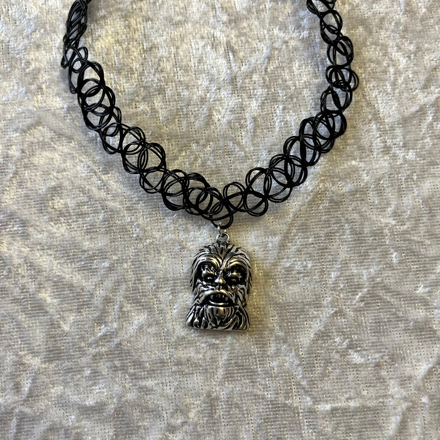 Galaxy Choker
