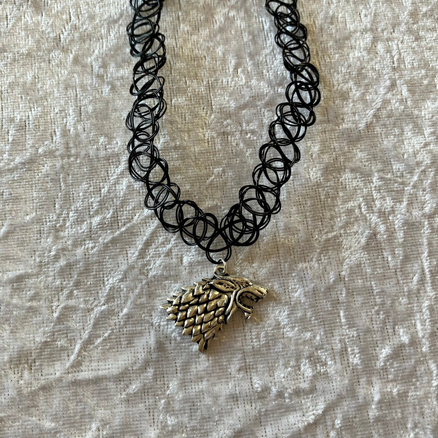 Thrones Choker