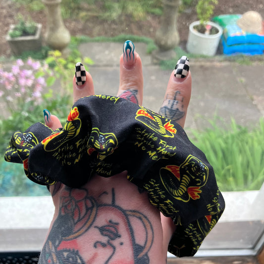 Cobra Scrunchie