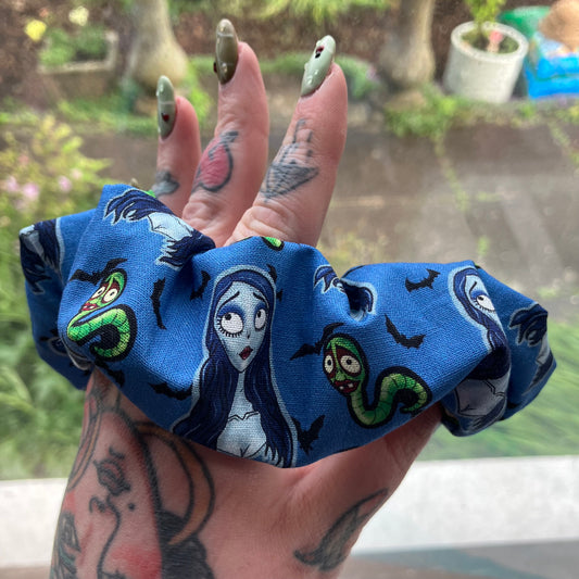 Burton Bride Scrunchie