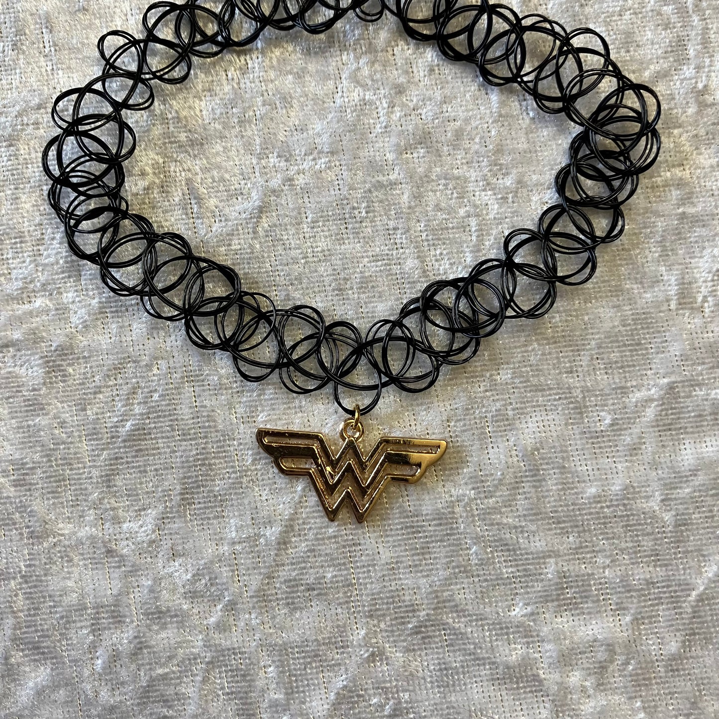 Superhero Choker