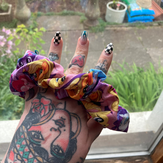 Pony Scrunchie