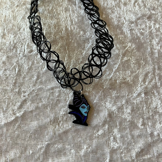Villain Choker