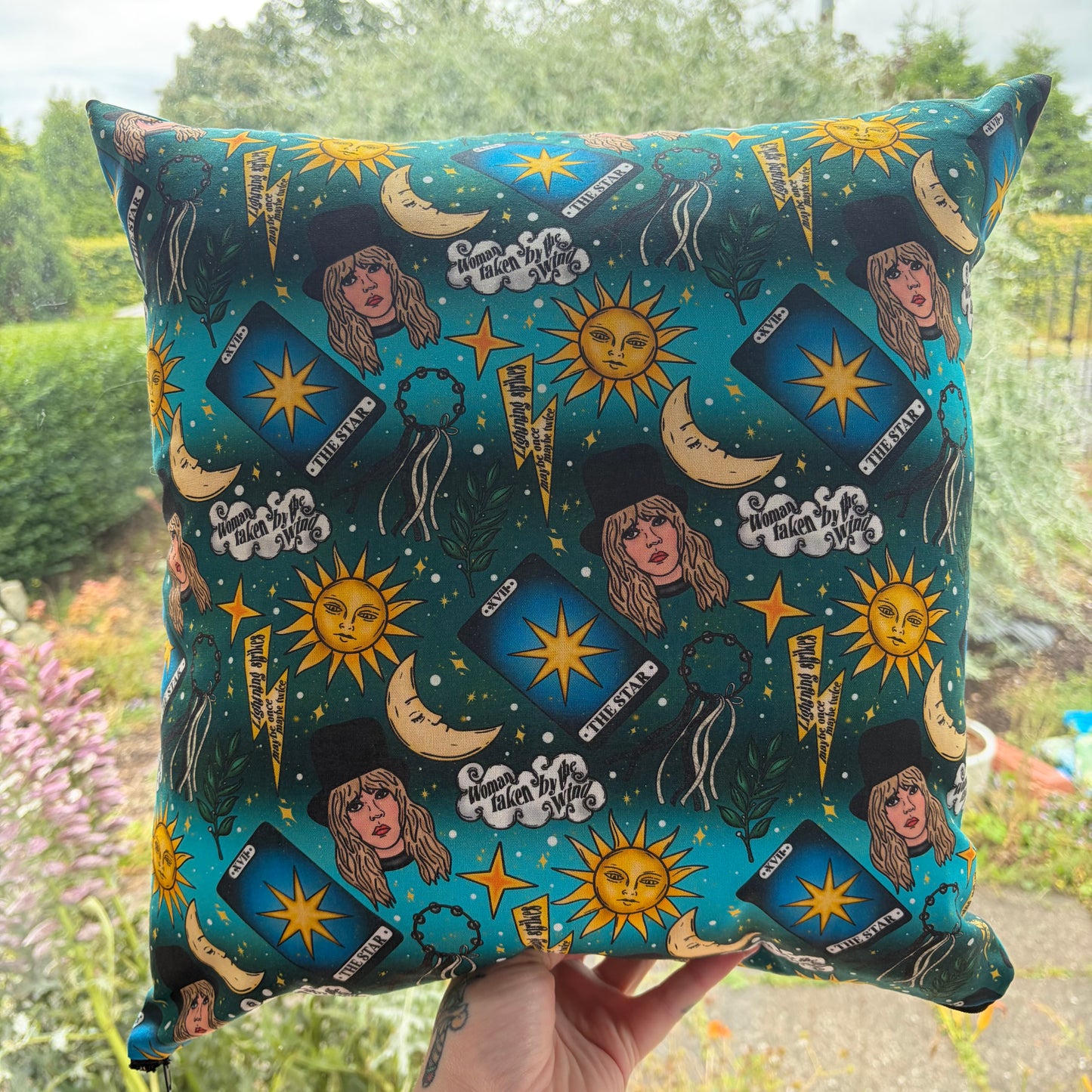 Band Cushion Cover