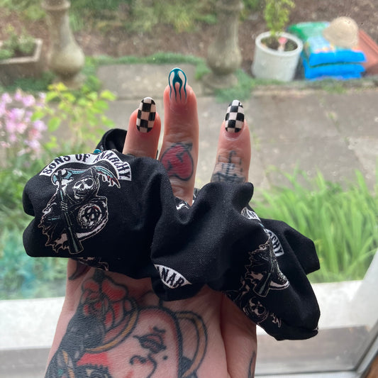 Sons Scrunchie